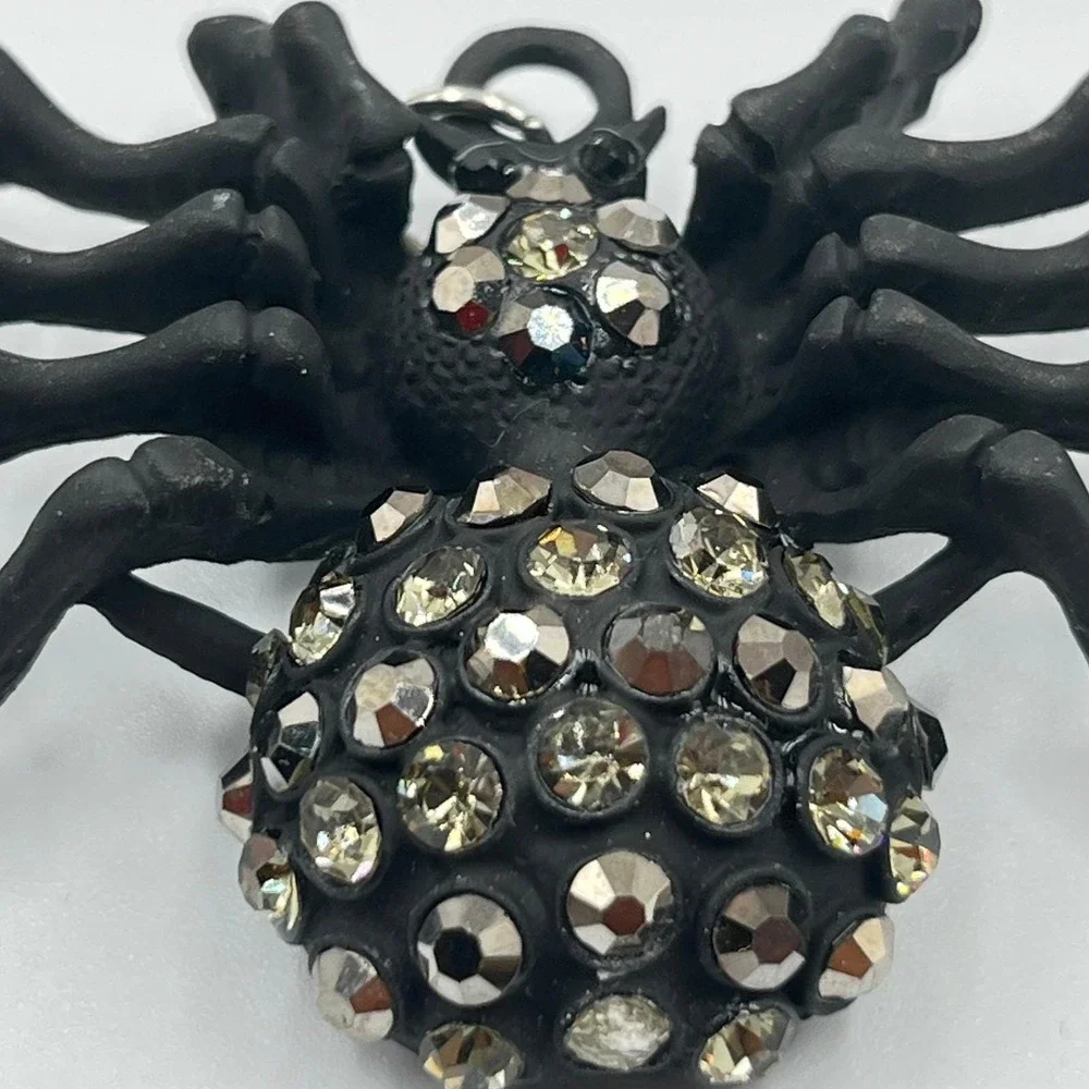 VTG Black Spider Pendant Rhinestone Gothic Halloween Statement Jewelry Charm Y2K
